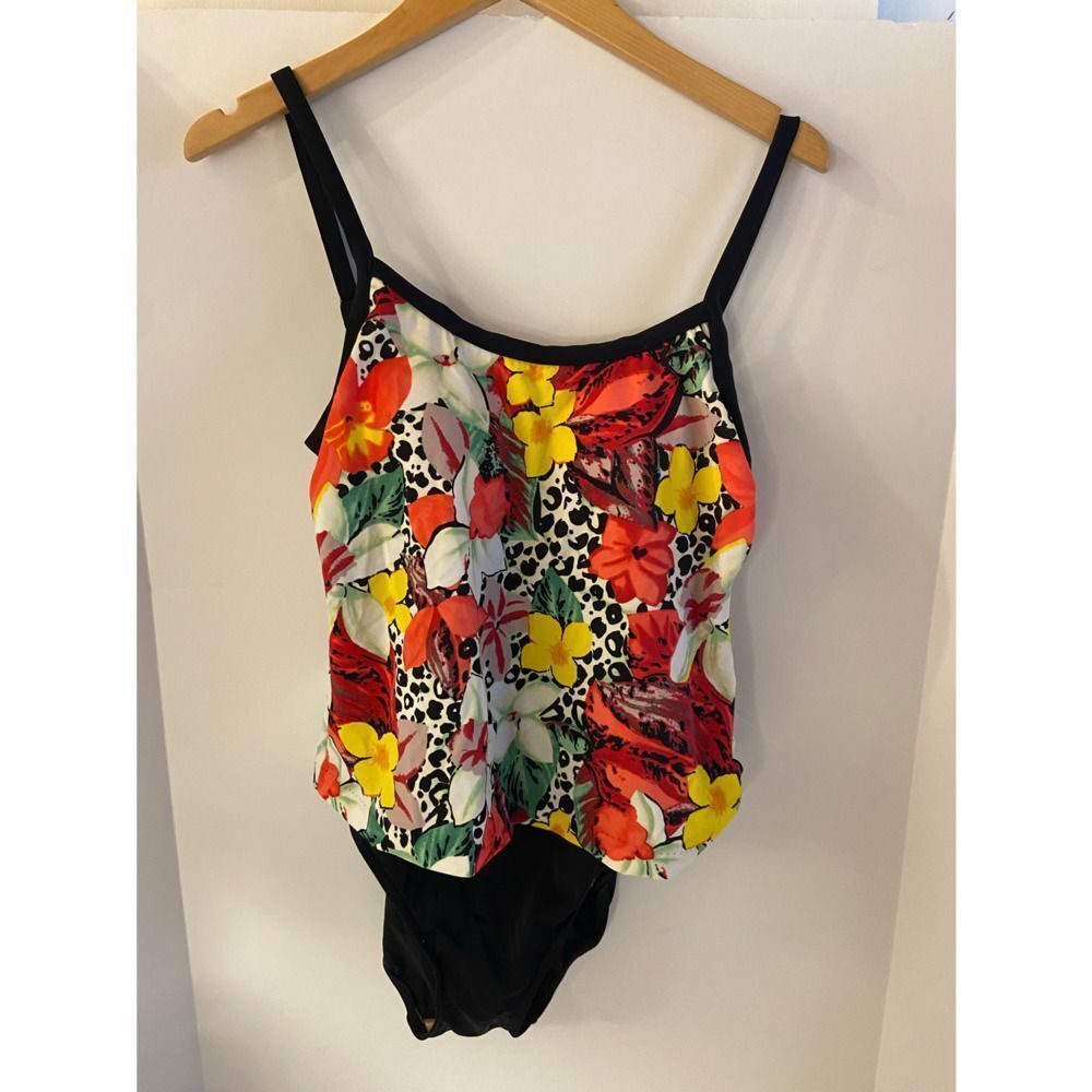 Maxine of Hollywood Xl swimsuit